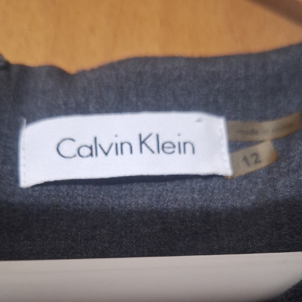 Calvin Klein Gray Sheath Dress Knee-Length Sleeveless Cocktail - Picture 2 of 3